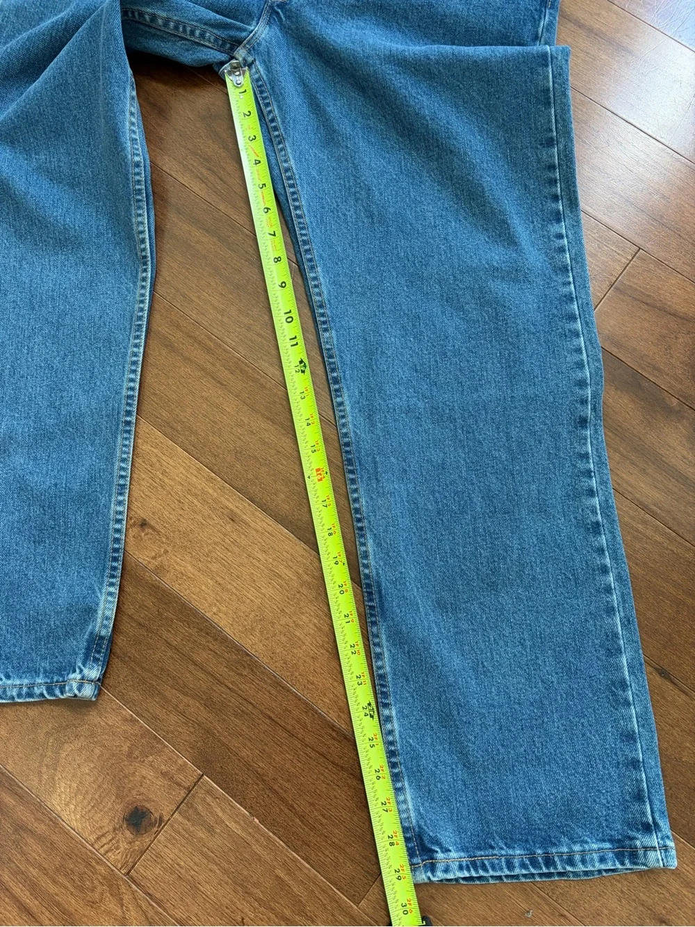 Y2K Vintage Levi’s 505 Straight Leg Jeans – Made in USA 2002 (W34 L29)